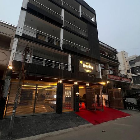 Hotel Grey Sky New Delhi Eksteriør billede