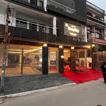 Hotel Grey Sky New Delhi Eksteriør billede