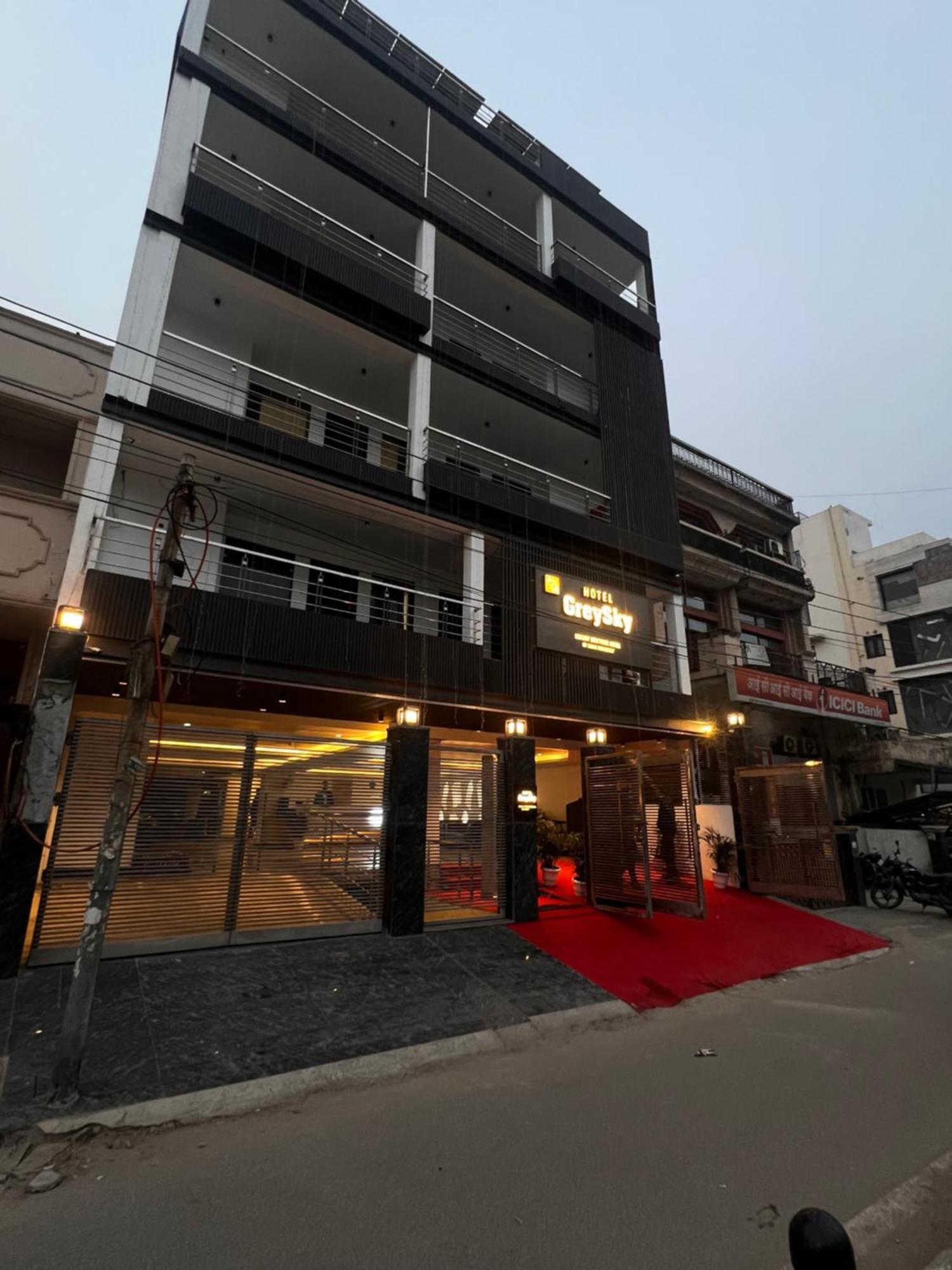 Hotel Grey Sky New Delhi Eksteriør billede